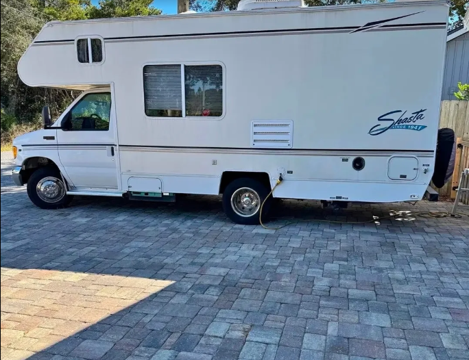 RV & motorhome tire service